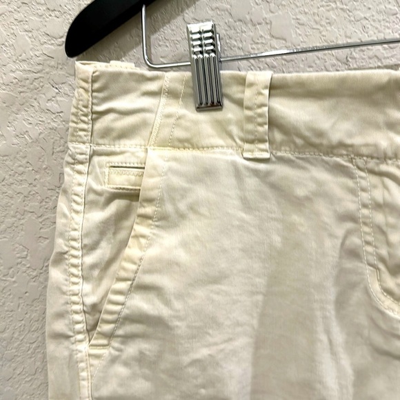 ▶️Vineyard Vines◀️ Shorts In Size 2. - Picture 5 of 15